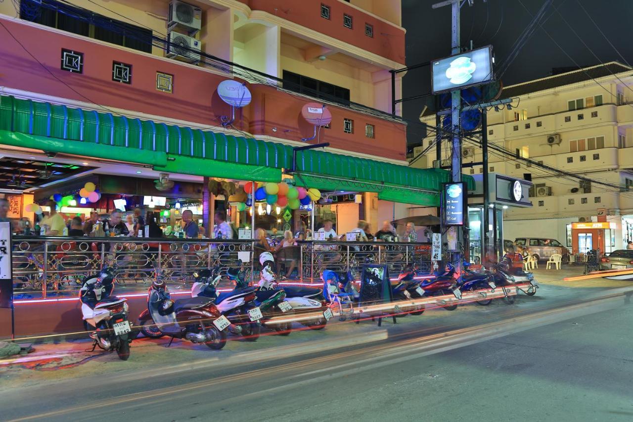 Harrys Hotel Bar & Restaurant Pattaya Luaran gambar