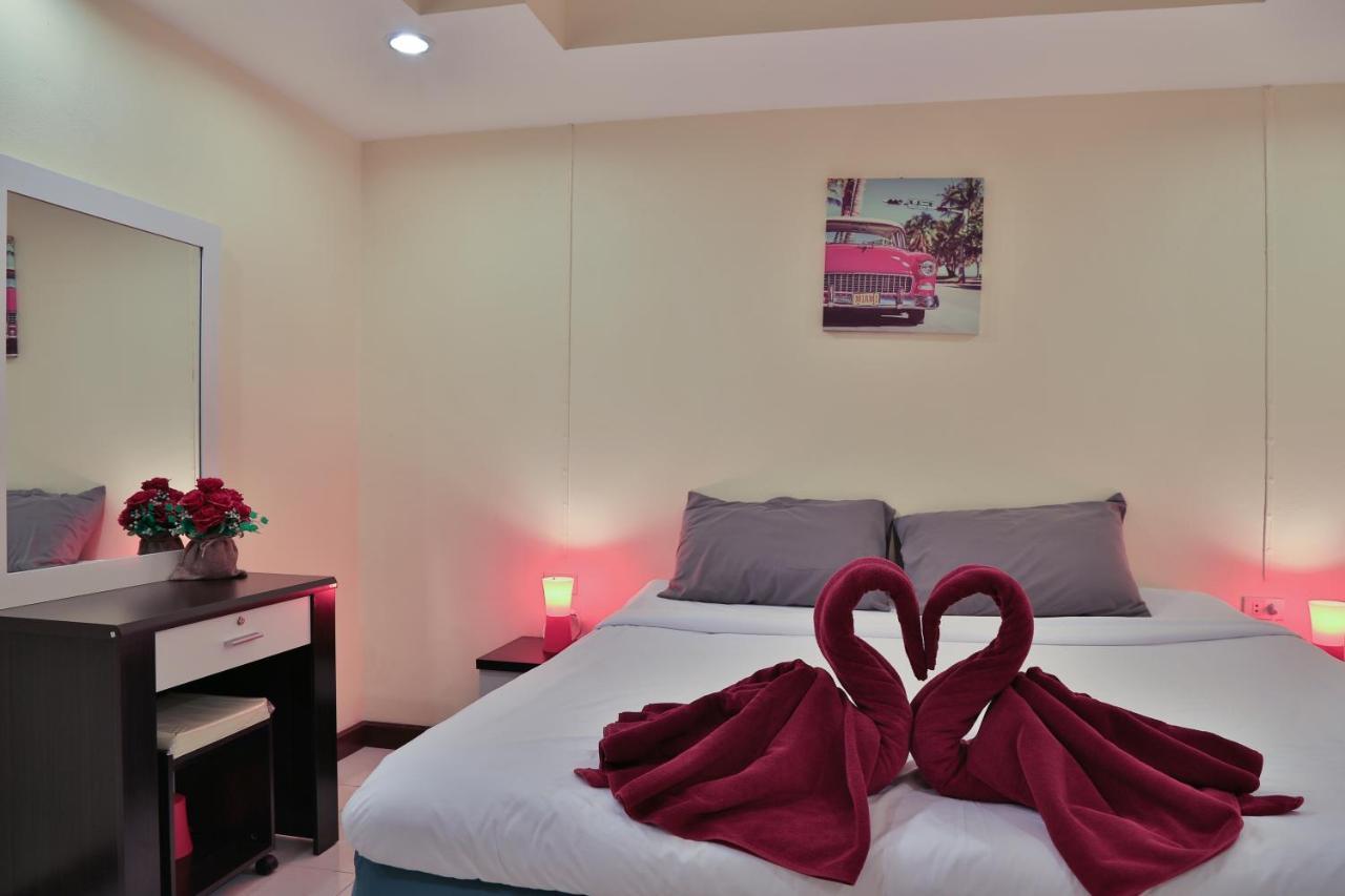 Harrys Hotel Bar & Restaurant Pattaya Luaran gambar